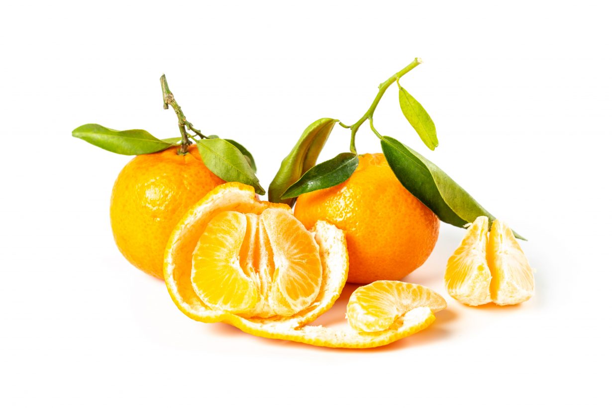 oranges slices and oranges