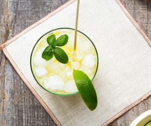 lime ginger spritzer drink