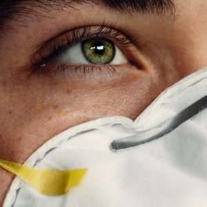 woman wearing an N95 mask